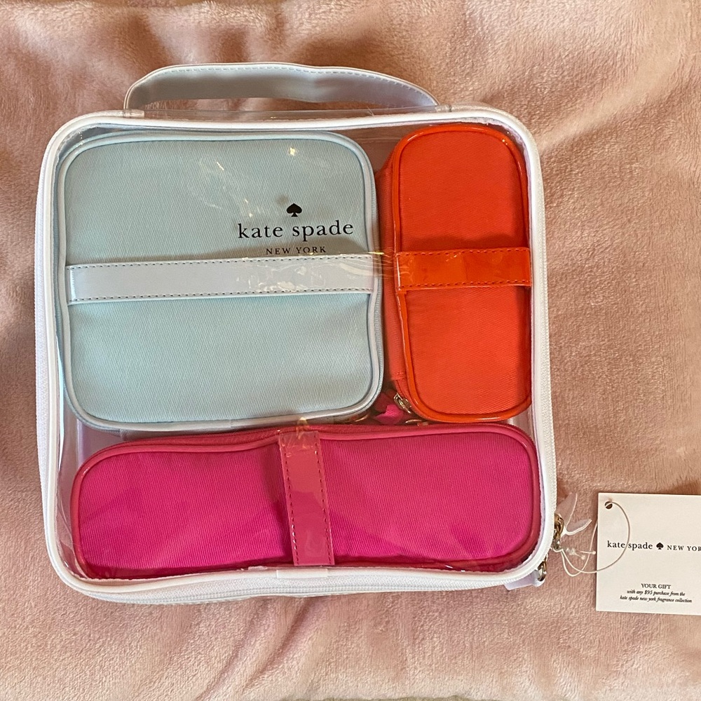 Kate Spade Cosmetic Bag 4 Piece Travel Set - Picture 4 of 7